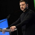 Зеленски: У току преговори са партнерима о новим испорукама оружја Украјини