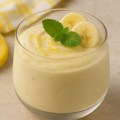 Lagano osveženje koje se brzo sprema: Krem od banana sa jogurtom i limunom
