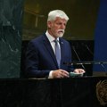 Češki predsednik pozvao birače da ne prepuste Češku Rusiji
