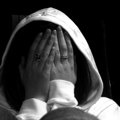 U Srbiji oko 250 hiljada ljudi pati od depresije, a njih 15 odsto izvrši suicid