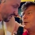 Brat Zdravka Čolića zapevao u kafani Sličnost je neverovatna! (video)