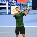 Kecmanović, pa Đoković - borba za polufinale Atine