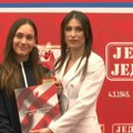 Zvezdine lepotice zasijale na Marakani na rođendan kluba: Predsednica uručila nagradu najboljoj atletičarki