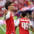 Kakav početak u Budimpešti! Evropski prvak već na kolenima! Evo kako je Nemac pogodio za vođstvo Arsenala! (video)