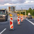 Vozači obratite pažnju Rehabilitacija puteva na ovim pravcima na autoputu novi SAD-petlja maradik dve trake zatvorene