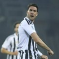 Trese se Istanbul! Dušan Vlahović potpisao za crno-bele