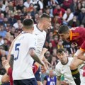 Dibala pogodio Manćinija u čelo: Roma srušila Lacio