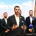 Крени-промени: Општина Чукарица СНС-у дала 23 оверивача, опозицији не дају ниједног