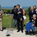 Ceremoniji obeležavanja 80. godišnjice Dana D prisustvuju Bajden, Makron, kralj Čarls