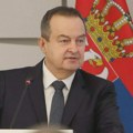 Dačić: Treba preispitati pravilo da ljudi koji imaju problem s vidom ne mogu da rade u policiji, neće uvlačiti konac u iglu