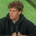 Janik Siner zapretio Đokoviću na konferenciji za medije pred polufinale Vimbldona