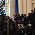 Ispraćaj na kremaciju Zdravka Šotre danas na Novom groblju: Sin Marko u crnini stigao prvi, udovica neutešna