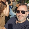 Pevač slučajno objavio intimnu fotorafiju! Skandal i nezapamćena neprijatnot: Objasnio sam kasnije ženi da nije bitno kome sam…