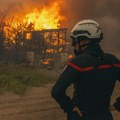 Zbog požara u Francuskoj uhapšeno 375 ljudi, uključujući 142 maloletnika