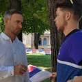 Student predao zahteve Predsedništvu, Aleksić mu poručio da brine o zdravlju