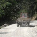 Deset kilometara novog asfaltnog puta koji povezuje Grabovicu sa Katićima