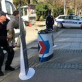 Zapošljavanje ili dalje školovanje: Promocija policije u Loznici (foto)