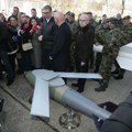 Vučić u Vojnotehničkom institutu: Putin nikome nije dao “lanset”, ali mi imamo “osicu”