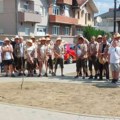 Akcijaši položili vence na spomenik Palim borcima