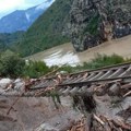 Odsečeni od sveta! Potresni prizori, pogledajte kako izgleda Jablanica nakon prolaska blatnog cunamija: Desetine ljudi nestalo…