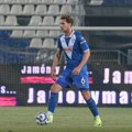 Nezapamćena tragedija: Fudbaleru preminuo sin star 14 meseci, klub odmah prekinuo pripreme