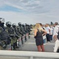 Akademski plenum: Zašto građani koji su protiv blokada svakog vikenda s policijom blokiraju Srbiju?