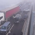 Prvi snimci sa mesta nesreće na Milošu Velikom! "Audi" podleteo pod šleper, četiri osobe povređene! (foto, video)