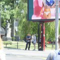 Padaju kazne i za pešake: Učestale patrole oko pešačkih prelaza, evo koje sve prekršaje kao pešak ne smete da napravite: Za…