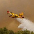 Nad Zadrom 4 kanadera: Izbio veliki požar kod Bokanjca, gori borova šuma i nisko rastinje