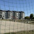 Bezbednost dece u školi u Šimanovcima: roditelji upozoravaju, institucije imaju različite odgovore