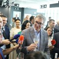 Vučić: Prvi put u Srbiji prosečna plata prešla 100.000 dinara, na odličnom smo putu