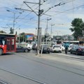 Sudar tramvaja i automobila na Autokomandi: Linije 9, 10 i 14 zasad ne saobraćaju