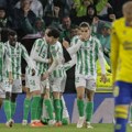 Remi u Bilbau, Betis iskoristio igrača više