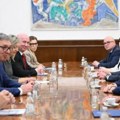Vučić sa ruskim stručnjacima: Srbija zainteresovana za revolucionarnu vakcinu protiv raka