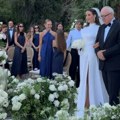 Otac je doveo do oltara, pa čvrsto zagrlio zeta Filipa: Ovo su najemotivniji kadrovi s venčanja Tamare Kalinić
