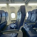 Rat zbog 10 centimetra na 10.000 metara! Oborio sedište u avionu pa nastao haos: Stjuardesa razrešila večitu dilemu oko koje…