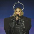 Madona objavila bizaran video iz kreveta: Fanovi u šoku (VIDEO)