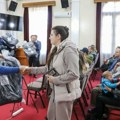 U Adi podeljeno 66 auto-sedišta za decu: Sve za udobnu vožnju mališana