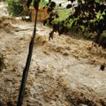 Vrnjačka Banja pod vodom: Jezive posledice nevremena, sve paralisano - Poplavljene ulice, škola, kuće, prodavnice…