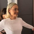 Katarina se udala u bakinoj venčanici staroj 51 godinu: Suze u očima i osmeh na licu ponosne bake preplavile mreže (video)