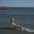 Toplotni talas na Mediteranu možda prija za letnje kupanje, ali postoji kvaka
