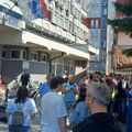 Dok studenti i građani protestuju ispred suda u Novom Pazaru uhapšen još jedan student