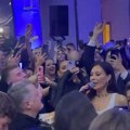 "Brže malo!" Ceca se raskomotila pa zapevala na punoletstvu svog kumića Andreja, podigla ceo hotel na noge