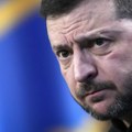 Вашингтон стегао обруч око Зеленског