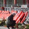 Bravo: Režim koji je odgovoran za nadstrešnicu nije nadležan za spomenik poginulima