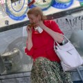 Lepa Lukić završila u Urgentnom centru: Pevačica pala u prodavnici, Hitna pomoć odmah reagovala, evo detalja