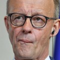 Katastrofa za Merca: Rejting kancela dotakao istorijsko dno