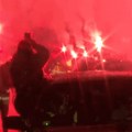 (VIDEO) Studenti biciklisti stigli u Novi Sad, dočekali ih uz baklje i bele balone