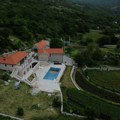 Bogat, bogatiji, Luka Petrović: Srpskainfo na imanju "gospodara" istočne Hercegovine (video, foto)