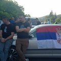 Vozači srpskih kamiona sa jarinja odlučili da blokiraju put